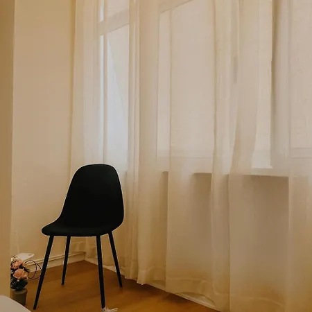 Umbrella House 아파트 *