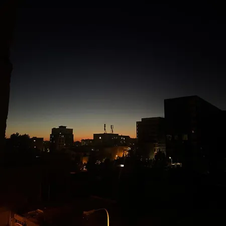 아파트 Umbrella House