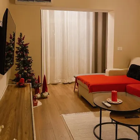 Umbrella House 티라나