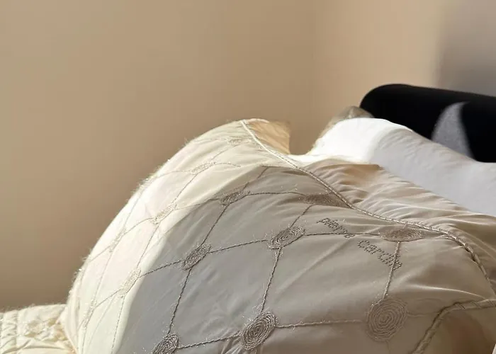 Umbrella House דירה